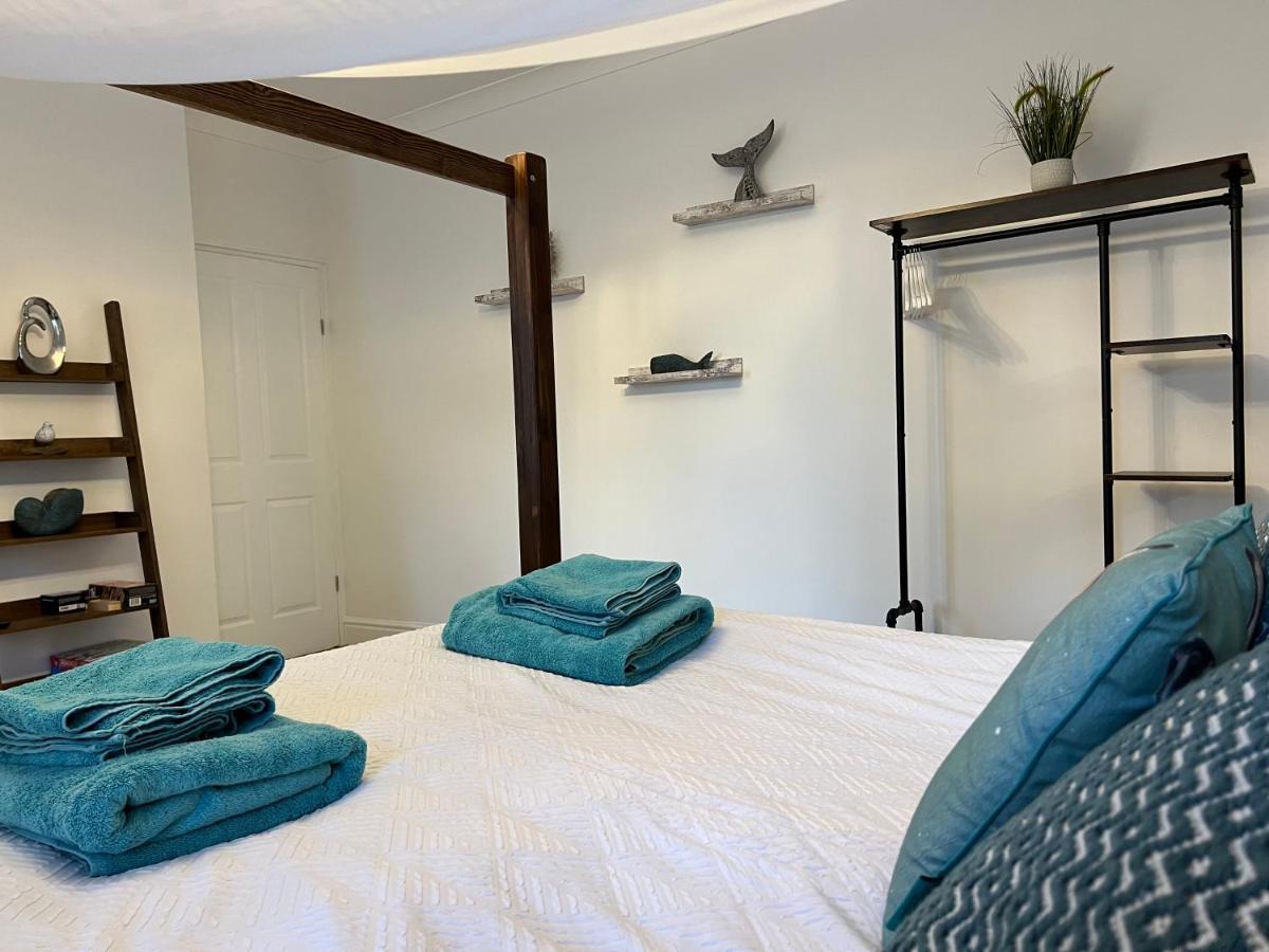 Large Three Bed Two Bathroom Flat In Central Торки Екстериор снимка