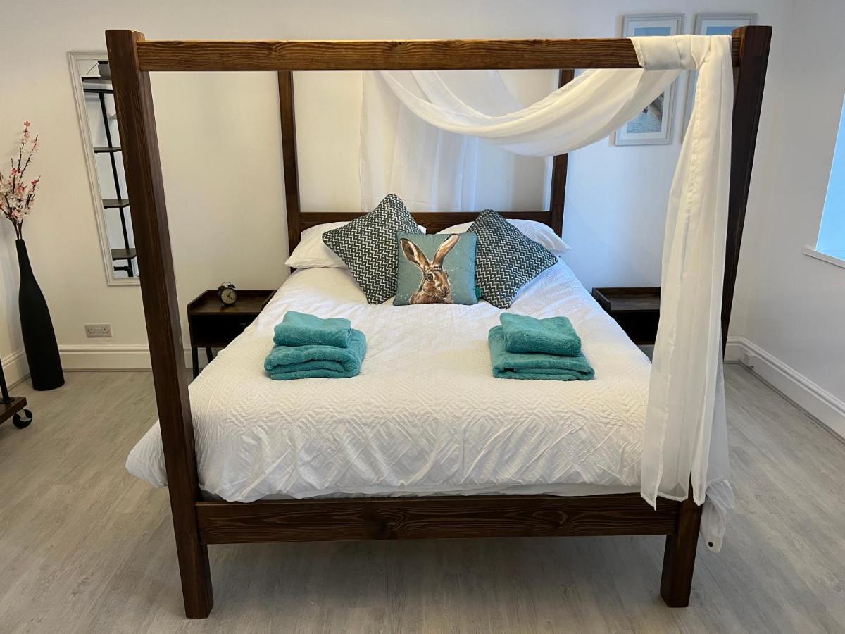 Large Three Bed Two Bathroom Flat In Central Торки Екстериор снимка