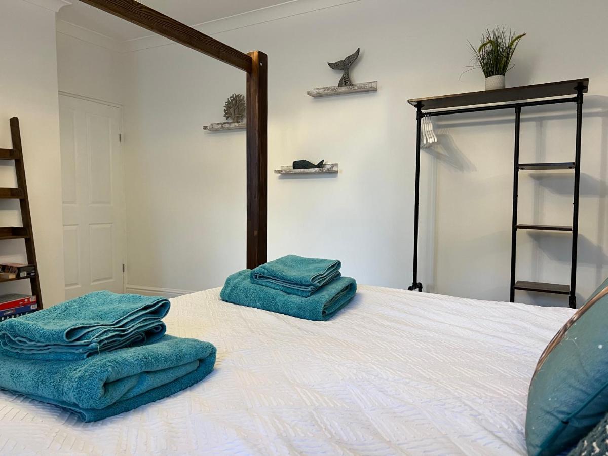 Large Three Bed Two Bathroom Flat In Central Торки Екстериор снимка
